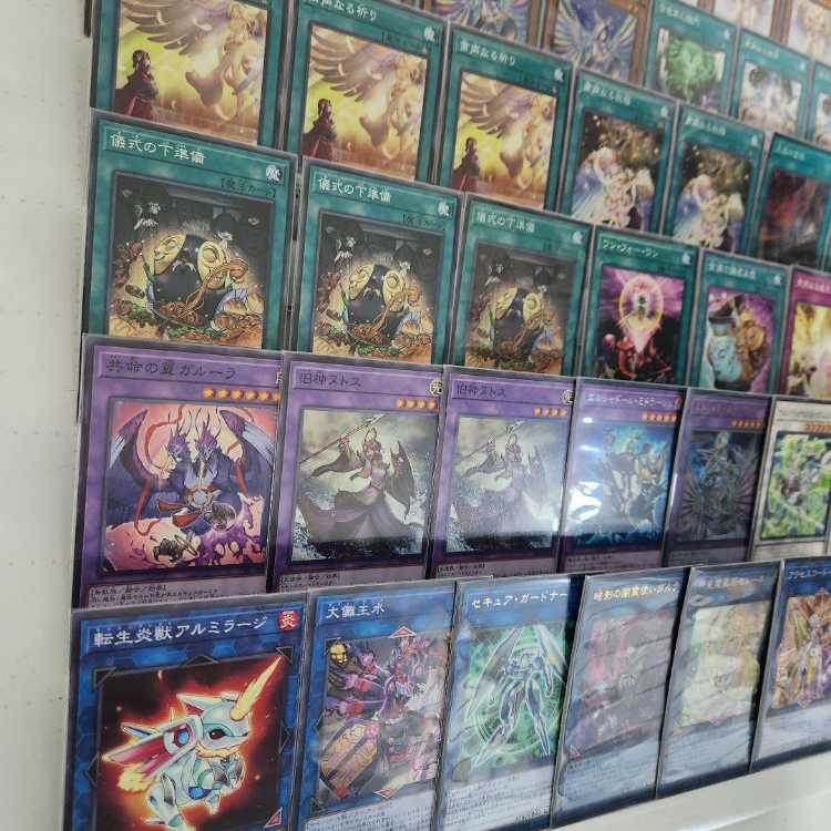 山屋　即日発送　粛声デッキ 粛声なる守護者ローガーディアン 古聖戴サウラヴィス 声の祈り手ロー 共命の翼ガルーラ 宣告者の神巫 粛声なる結界