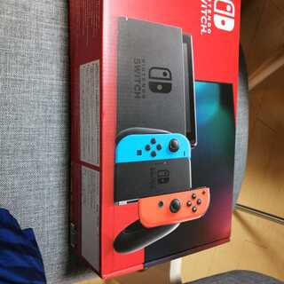 新型Nintendo switch 新品