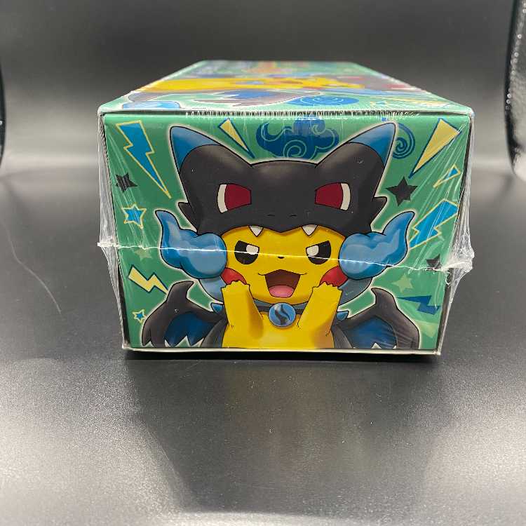 スペシャルBOX メガリザードンXのポンチョを着たピカチュウ 未 スペシャルBOX メガリザードンXのポンチョを着たピカチュウ 未