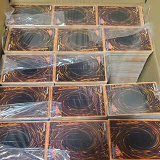 Yu-Gi-Oh! Unsorted items, approx. 14,000 cards, sold in bulk.