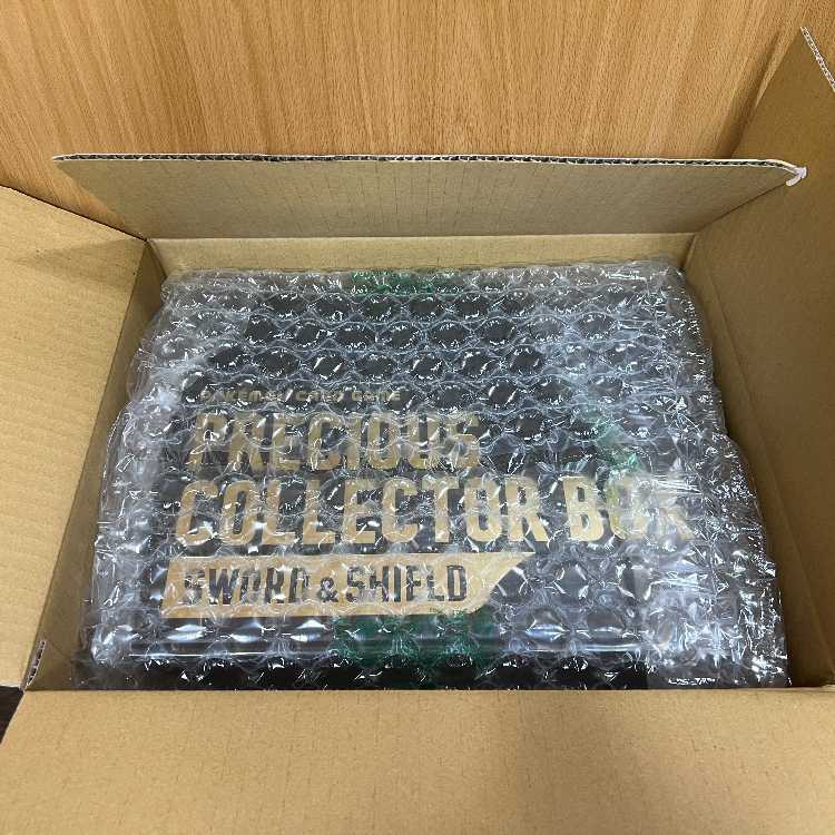 Pokémon Card Game Sword & Shield Precious Collector Box Pokéka