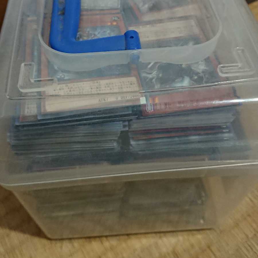 Yu-Gi-Oh! Retired items, over 1,000 cards.
