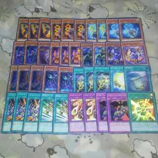 レッド・デーモンズ　リゾネーター　デッキ