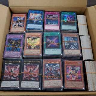 遊戯王 引退 まとめ売り 約4500枚 レアカード・ノーマル・デッキパーツ