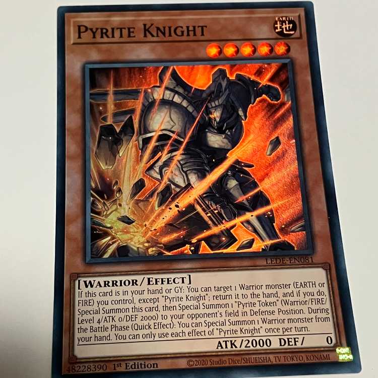 The Foolish Knight of Yellow Iron English edition EU edition