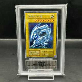 真澄　青眼の白龍　25th 4枚セット Amazon.co.jp: 遊戯王カード 青眼の白龍(25th シークレットレア