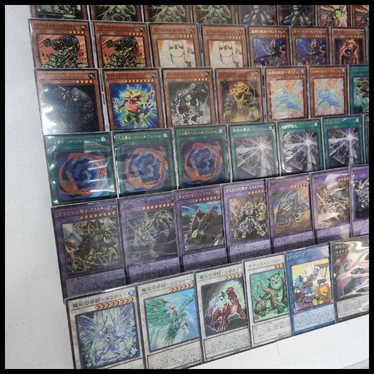 山屋　即日発送　化石魔救デッキ　化石アダマシアデッキ　魔救の探索 魔救の追求者 化石融合-フォッシル・フュージョン 古生代化石騎士 スカルキング 中生代化石マシン スカルワゴン