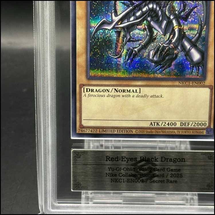 【ARS10＋】真紅眼の黒竜 (英語版/ナイキロゴ) [シークレット] {NKC1-EN002}