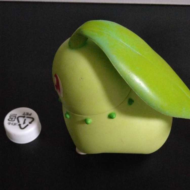 ポケモン チコリータ１９９９ フィギュア 少し大きめサイズ