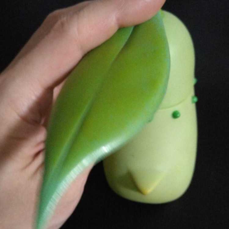 ポケモン チコリータ１９９９ フィギュア 少し大きめサイズ