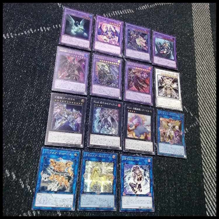 遊戯王　光の黄金櫃　デッキ　ブラックマジシャンガール　[04360]