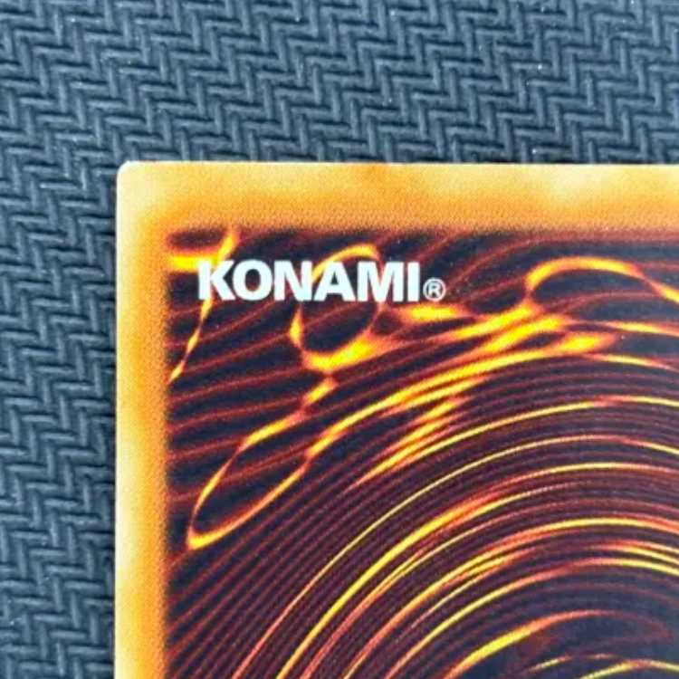 状態C インセクト女王【レリーフ】{DL4-136} アルティメットレア DL4-136