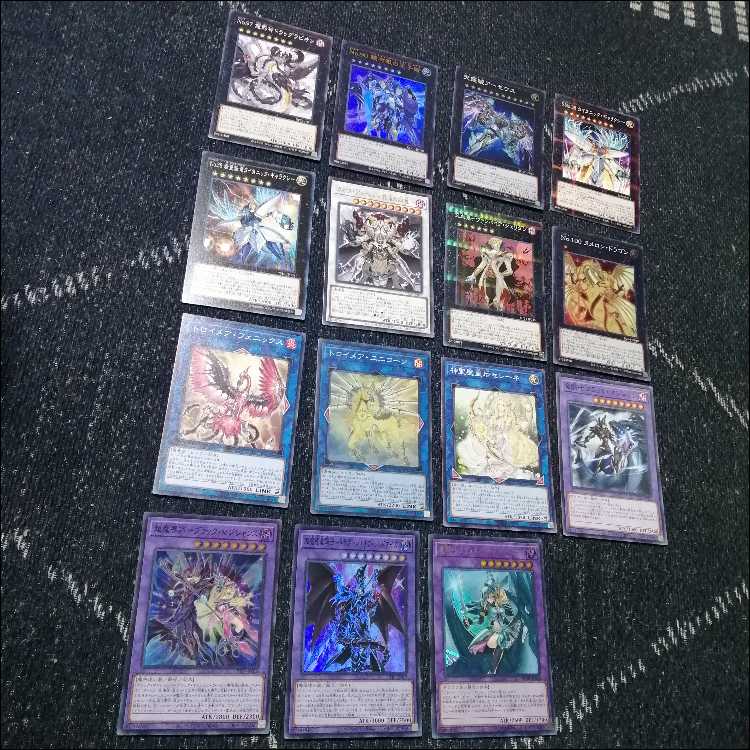 Yu-Gi-Oh! Deck Golden Chest of Light Deck Black Magician Girl [04431].