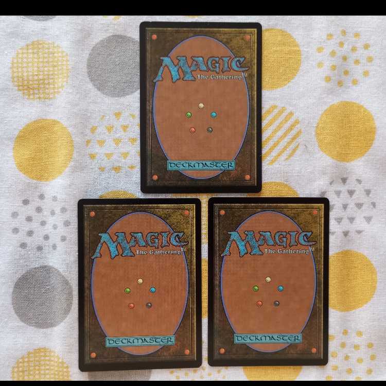 息詰まる噴煙　3枚