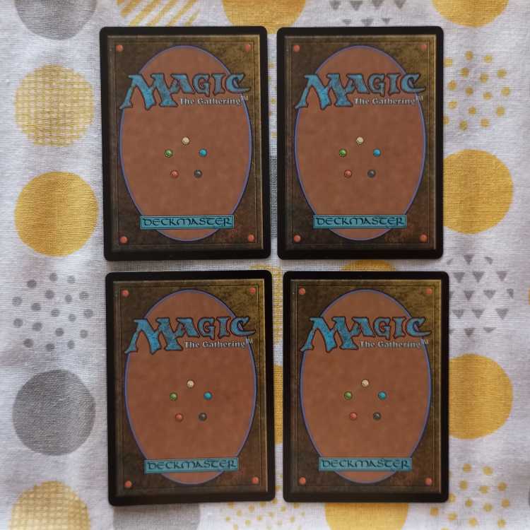 ヴォルダーレンの美食家　ショーケース　4枚