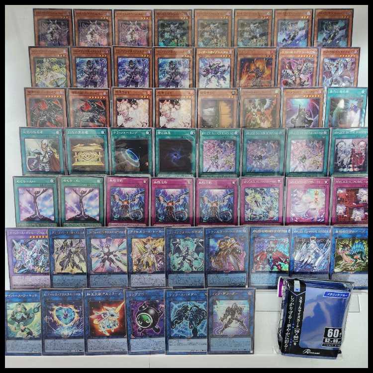 Mountain shop M∀LICE deck Ma Squirrel deck M∀LICE<P>White Rabbit M∀LICE<P>Dormouse M∀LICE IN UNDERGROUND Ma Squirrel<P>Ho Wight Rabbit 1枚