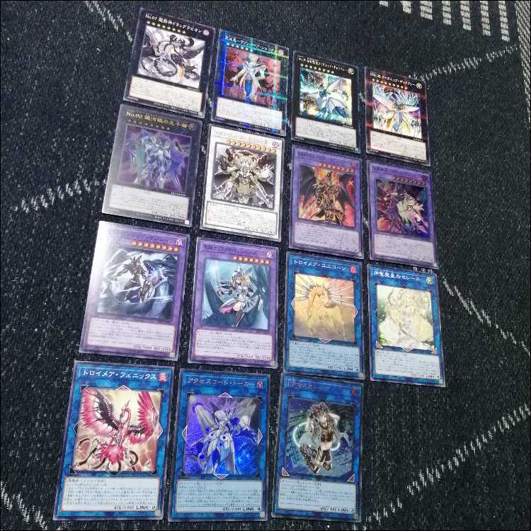 Yu-Gi-Oh! Deck Golden Chest of Light Deck Black Magician Girl [04513]. 1枚