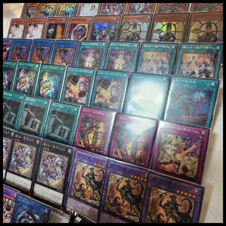 Mountain shop same day shipping clown troupe deck crown clan deck clown troupe ho wight face clown troupe flair Concours de Cuisine - Splendid Culinary Showdown - Nerva, god of creation hell mixed hell god vidorium 1枚