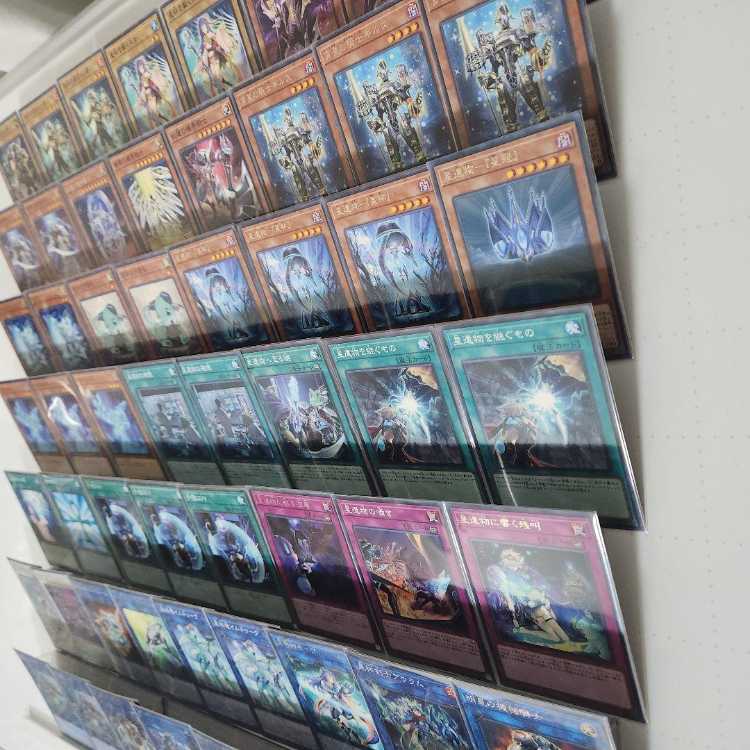 山屋 即日発送 星杯機界騎士デッキ 星遺物-『星杯』 紺碧の機界騎士 ドラコネット 星遺物の機憶 星遺物に眠る深層 星杯の神子イヴ 星鍵士リイヴ 星杯剣士アウラム 1枚