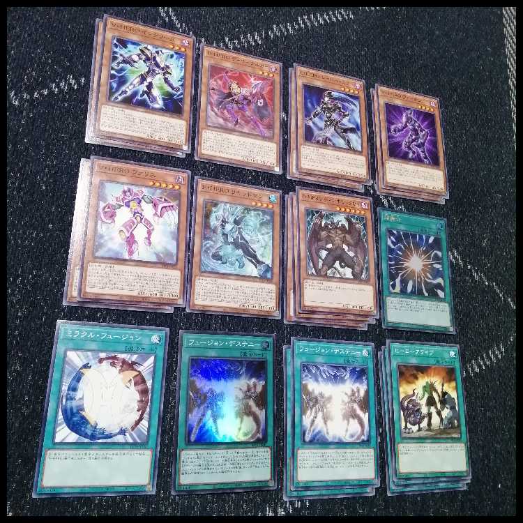 Yu-Gi-Oh! Deck HERO Hero Deck Voltik Zapdos [04642]. 1枚