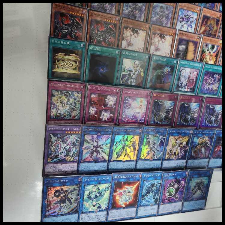 Mountain shop M∀LICE deck Ma Squirrel deck M∀LICE<P>White Rabbit M∀LICE<P>Dormouse M∀LICE IN UNDERGROUND Ma Squirrel in Underground Flash of the霆 King 1枚