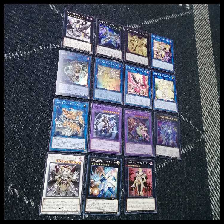 Yu-Gi-Oh! Deck Golden Chest of Light Deck Black Magician Girl [04998]. 1枚
