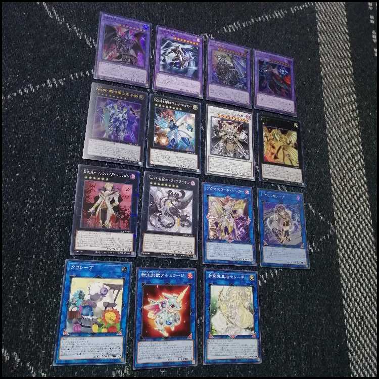 Yu-Gi-Oh Deck Golden Chest of Light Deck Black Magician Girl Reri [04702]. 1枚