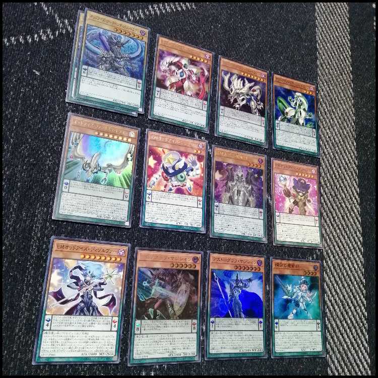 遊戯王　デッキ　覇王　オッドアイズ　魔術師　[04713] 1枚