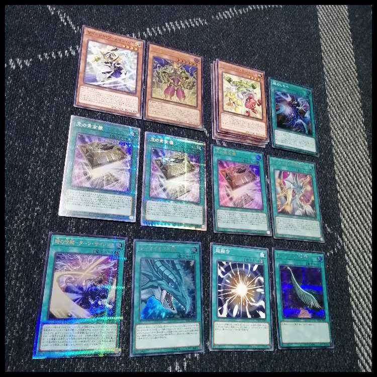 遊戯王　デッキ　光の黄金櫃　ブラックマジシャンガール　シク　[04725] 1枚