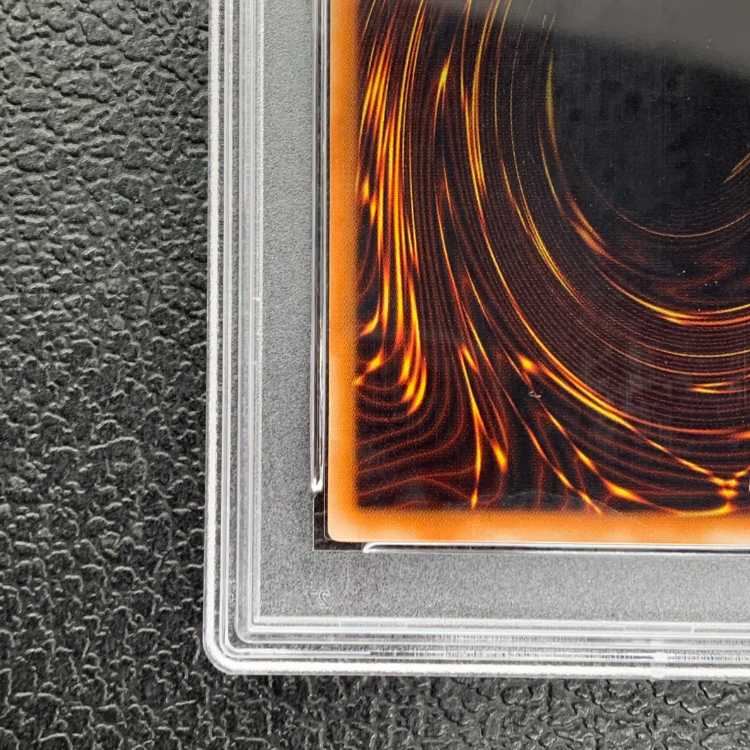 【PSA10】超魔導剣士-ブラック・パラディン【レリーフ】{303-051} アルティメットレア 303-051 1枚