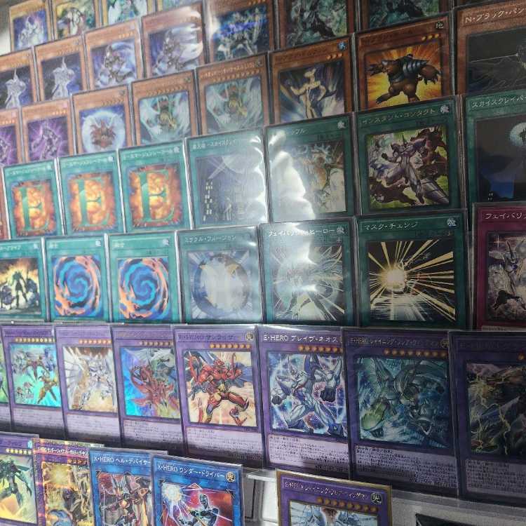 山屋 即日発送 E・HEROデッキ 構築済みデッキ E・HERO フレイム・ウィングマン-フレイム・シュート E・HERO サンダー・ジャイアント-ボルティック・サンダー E・HERO アブソルートZero 1枚