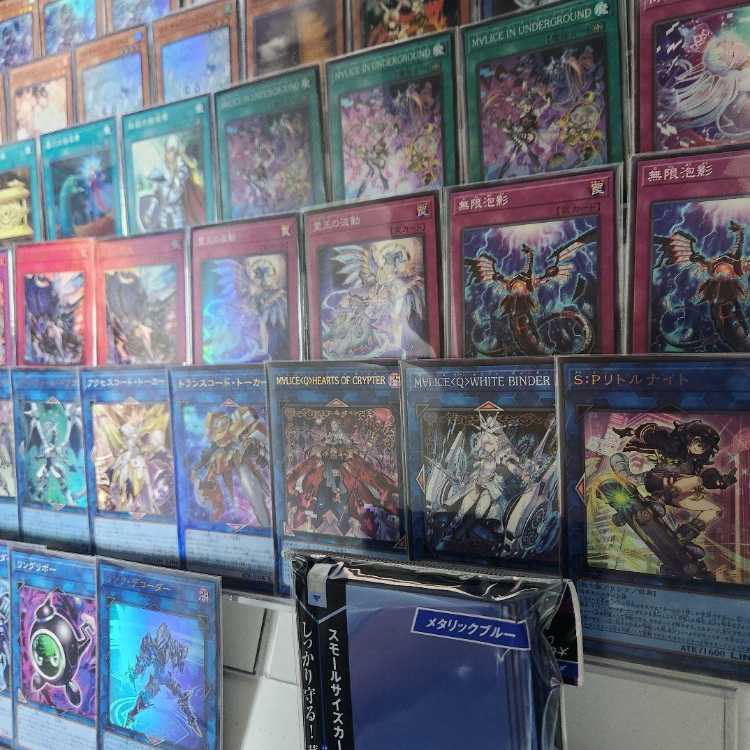 山屋　 M∀LICEデッキ　マリスデッキ　M∀LICE<P>White Rabbit M∀LICE<P>Dormouse M∀LICE IN UNDERGROUND　マリス・イン・アンダーグラウンド　 霆王の閃光 1枚