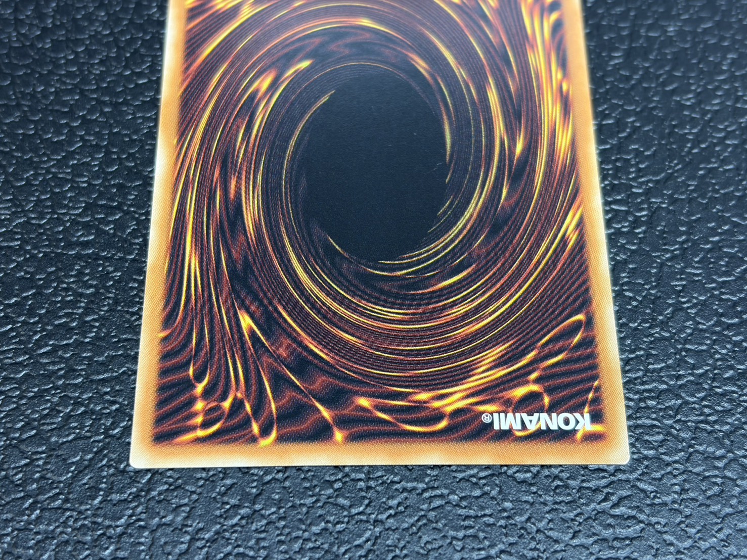 〔状態A-〕ドラゴン導きの呼笛【グランドマスター】{LOCR-JP003}《魔法》 1枚