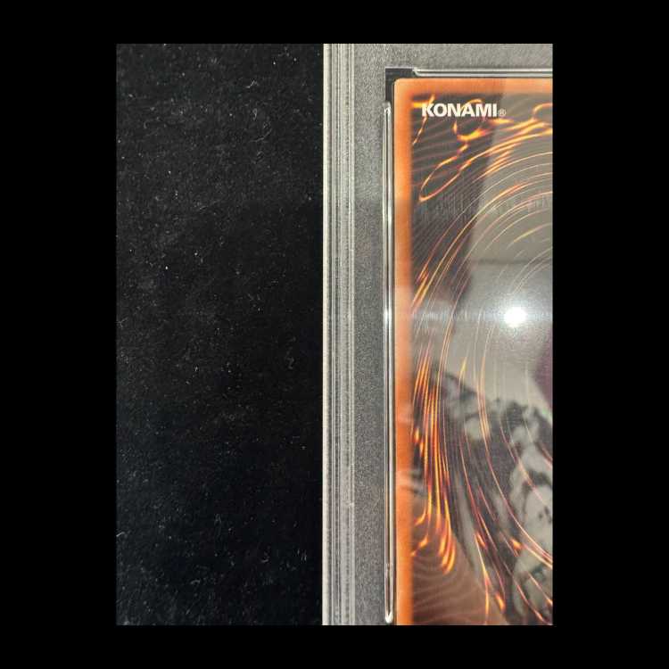 【PSA10】ブラックマジシャンガール (絵違い/ピンク文字) [25th] {QCAC-JP019｝ アジア版 1枚