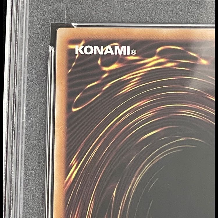 【PSA10】ブラックマジシャンガール 絵違い/ピンク文字 25th QCAC-JP019 1枚