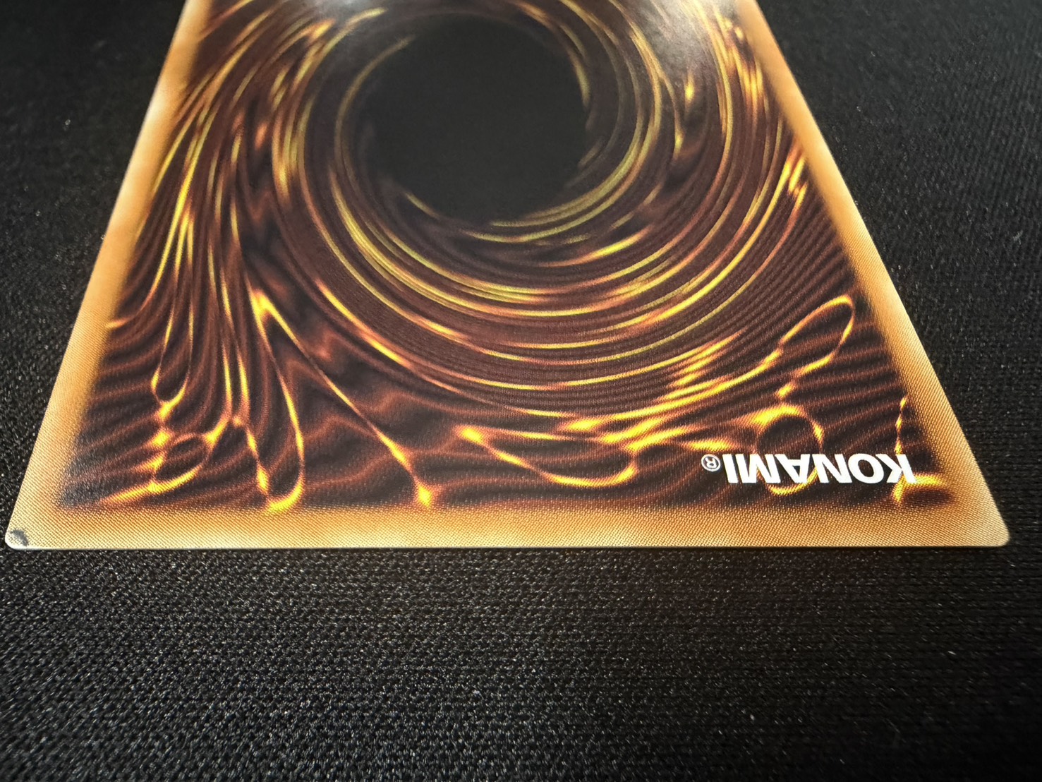 〔状態B〕黒魔導のカーテン【グランドマスター】{LOCH-JP003}《魔法》 1枚