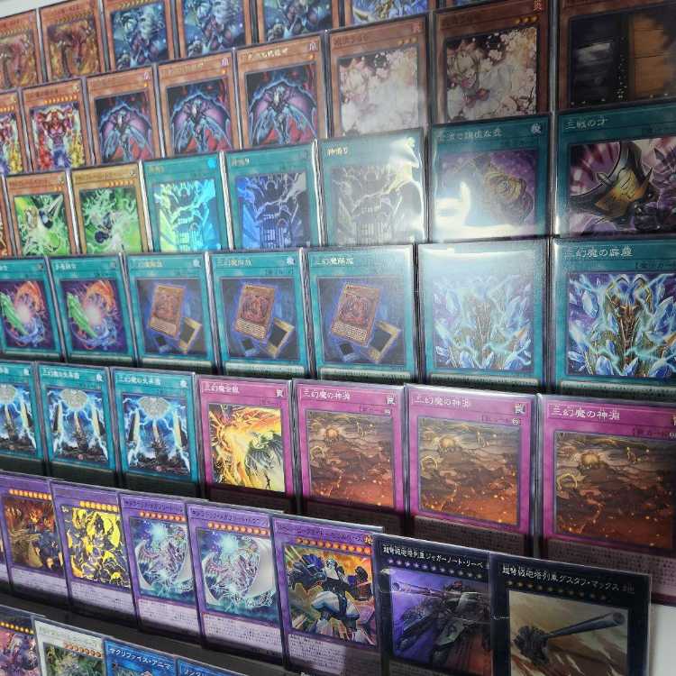 山屋　即日発送　三幻魔デッキ　構築済みデッキ　無窮の三幻魔-幻魔皇ラビエル　罪禍の三幻魔-降雷皇ハモ　劫火の三幻魔-神炎皇ウリア　神鳴り　混沌の三幻魔 1枚