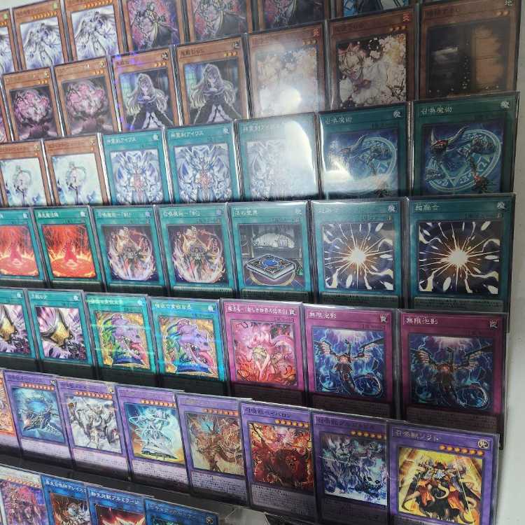 山屋　即日発送　召喚獣デッキ　構築済みデッキ　セキュア・ガードナー 精霊コロゾ 召喚魔術-「剣 超越召喚獣アイオーン 追憶のアレイスター  1枚