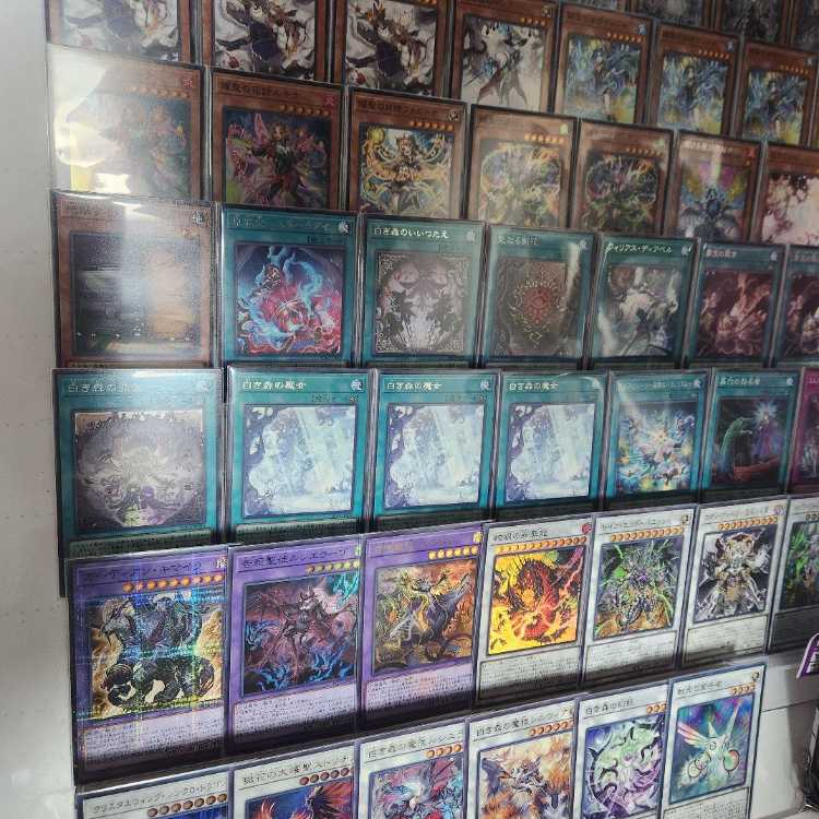 Mountain shop same day shipping White Forest Elfenotes Deck Regina the Wind Poem of Yohstar Lucina the Flower Poem of Yohstar Lisette of the White Forest Crime Treasure Deception 1 copy 1枚