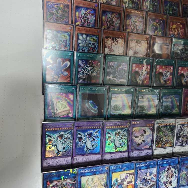 山屋　即日発送　トゥーンデッキ　精霊コロゾ  ドラグニティロード・ゲオルギアス  闇の眼を持つ幻想師・ノー・フェイス  ファニー・ダーク・ラビット  ブルーアイズ・トゥーン・アルティメットドラゴン 完全なる世界 トゥーン・ワールド  1枚