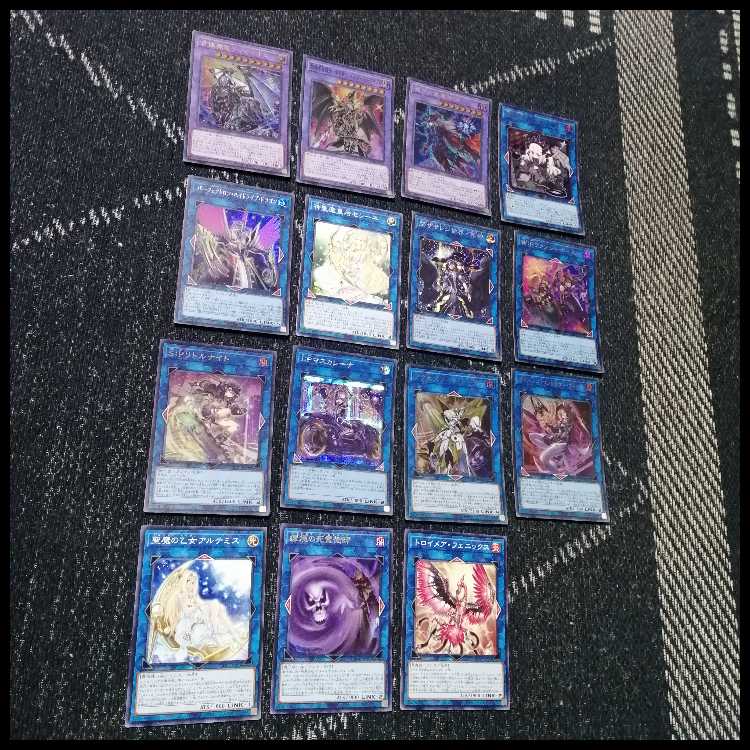 遊戯王　デッキ　光と闇の儀式　光の黄金櫃　[05041] 1枚