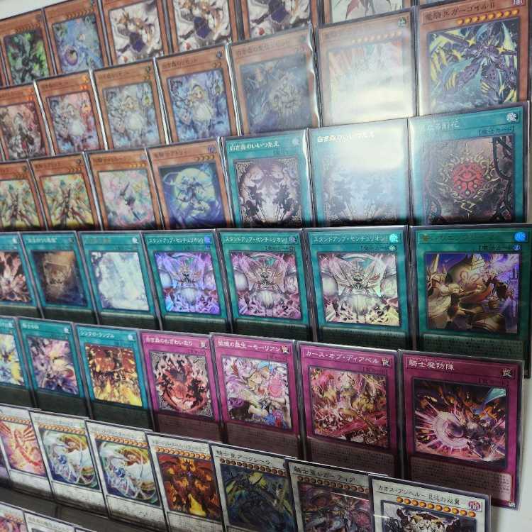 山屋　即日発送　白き森センチュリオンデッキ　構築済みデッキ　白き森のリゼット 白き森のアステーリャ 重騎士プリメラ 従騎士トゥルーデア 誓いのエンブレーマ スタンドアップ・センチュリオ 1枚