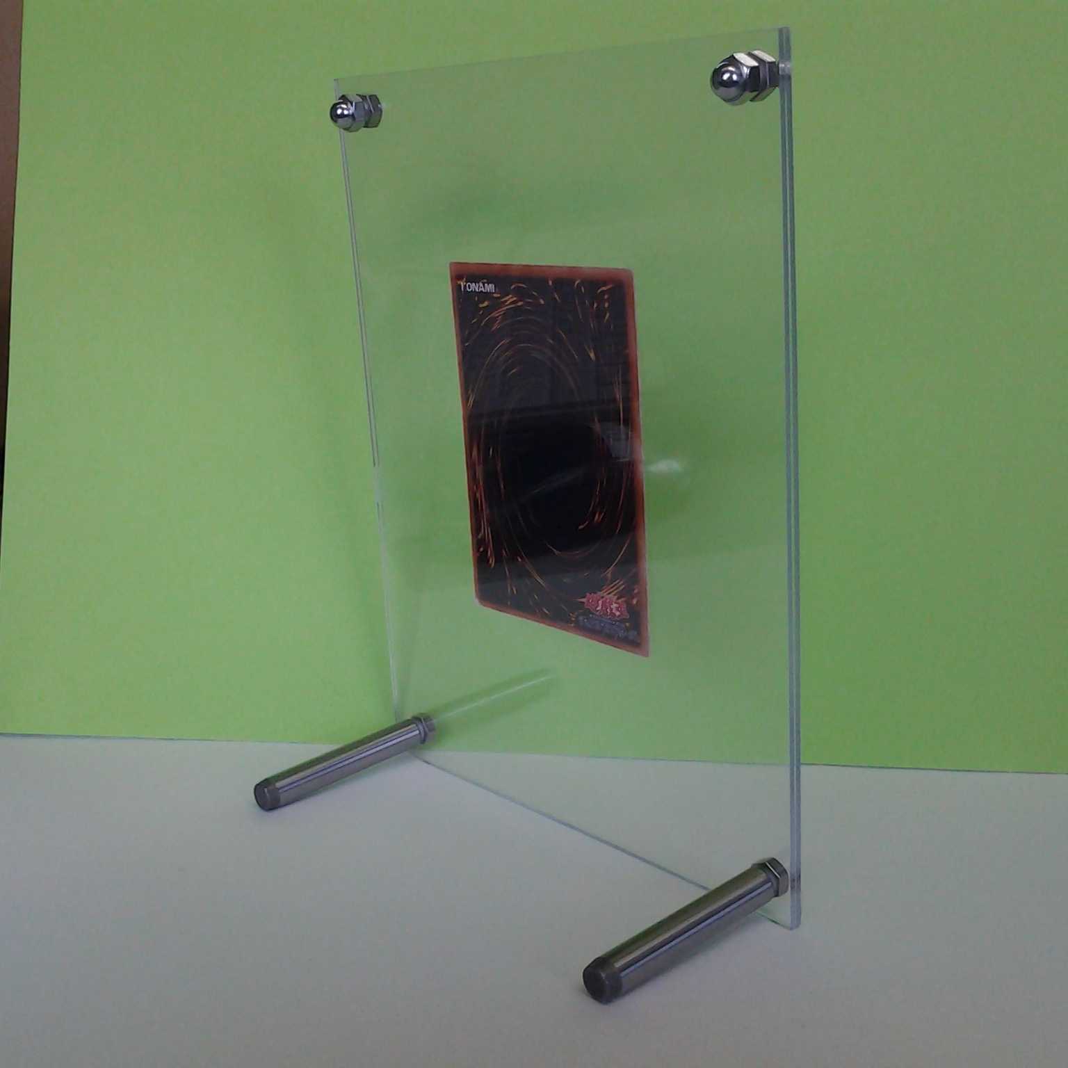 Dark Magician with case for trekker