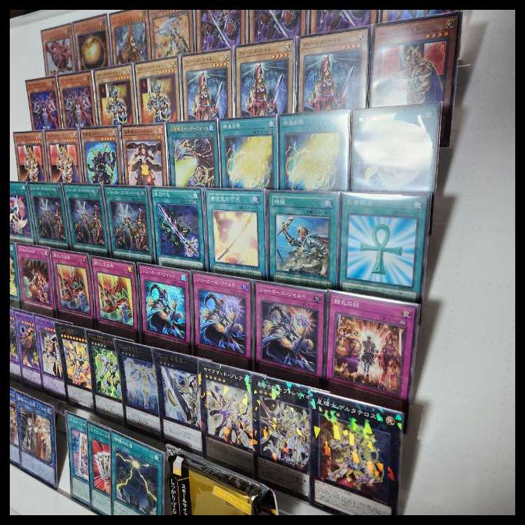 山屋 即日発送 絵札の三銃士デッキ 絵札オシリス オシリスの天空竜 アルカナ トライアンフジョーカー ジョーカーズ・ナイト ジョーカーズ・ストレート ジョーカーズ・ワイルド 1枚