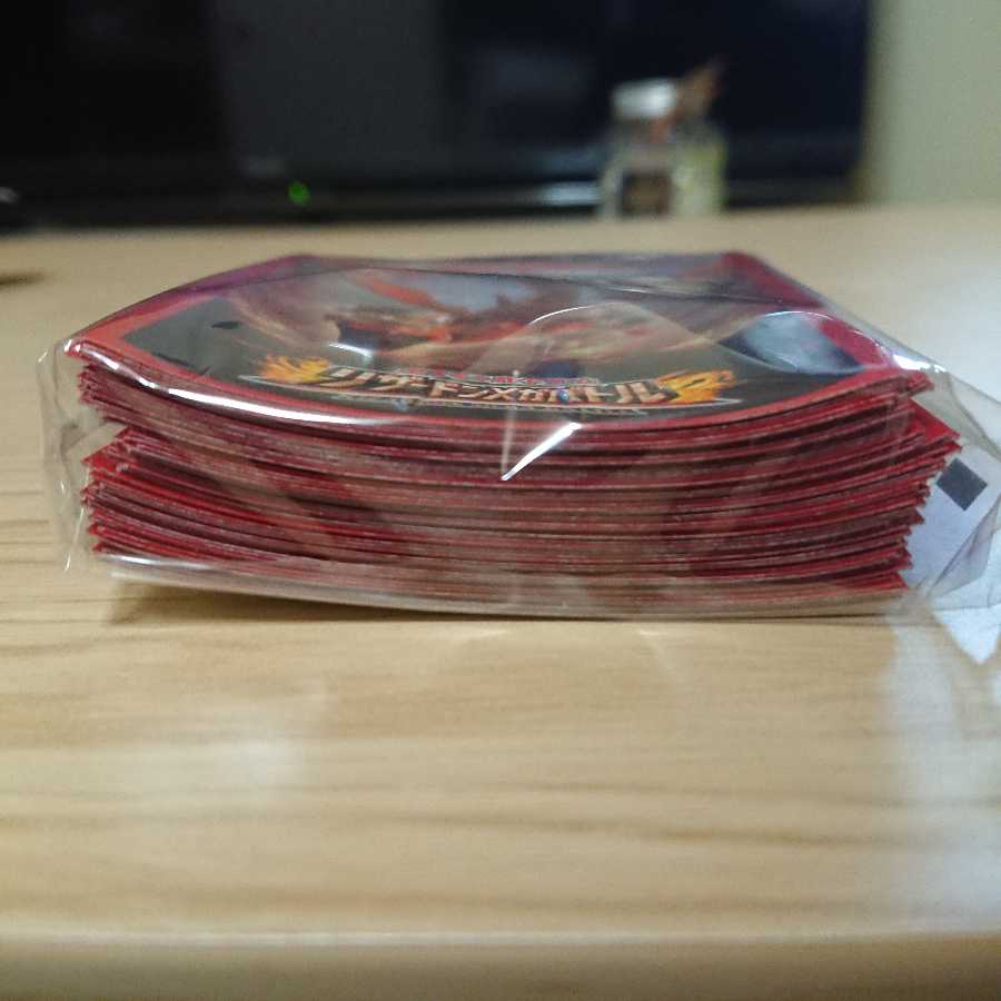 デッキシールドプレミアム(リザードン) +オマケ付き