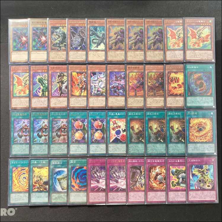 Authentic Build: [Jounochi × Black Magician of Time] Deck & Double Sleeves 《 Red-Eyes Black Fullmetal Dragon, Panther Warrior from "Gust of Wind," Black Magician of Time, Fighting Fire Slash Sword, Crimson-Eyed Psychic Black Dragon, Ultimate Flame Swordsm 1枚