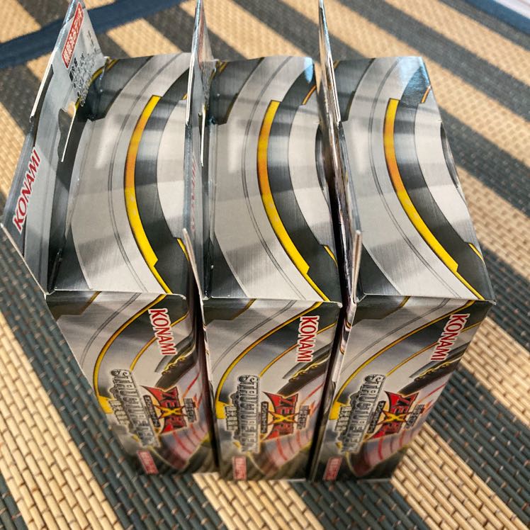 即発送(箱なし発送)/未開封 ストラクチャーデッキ 機光竜襲雷3箱+おまけ