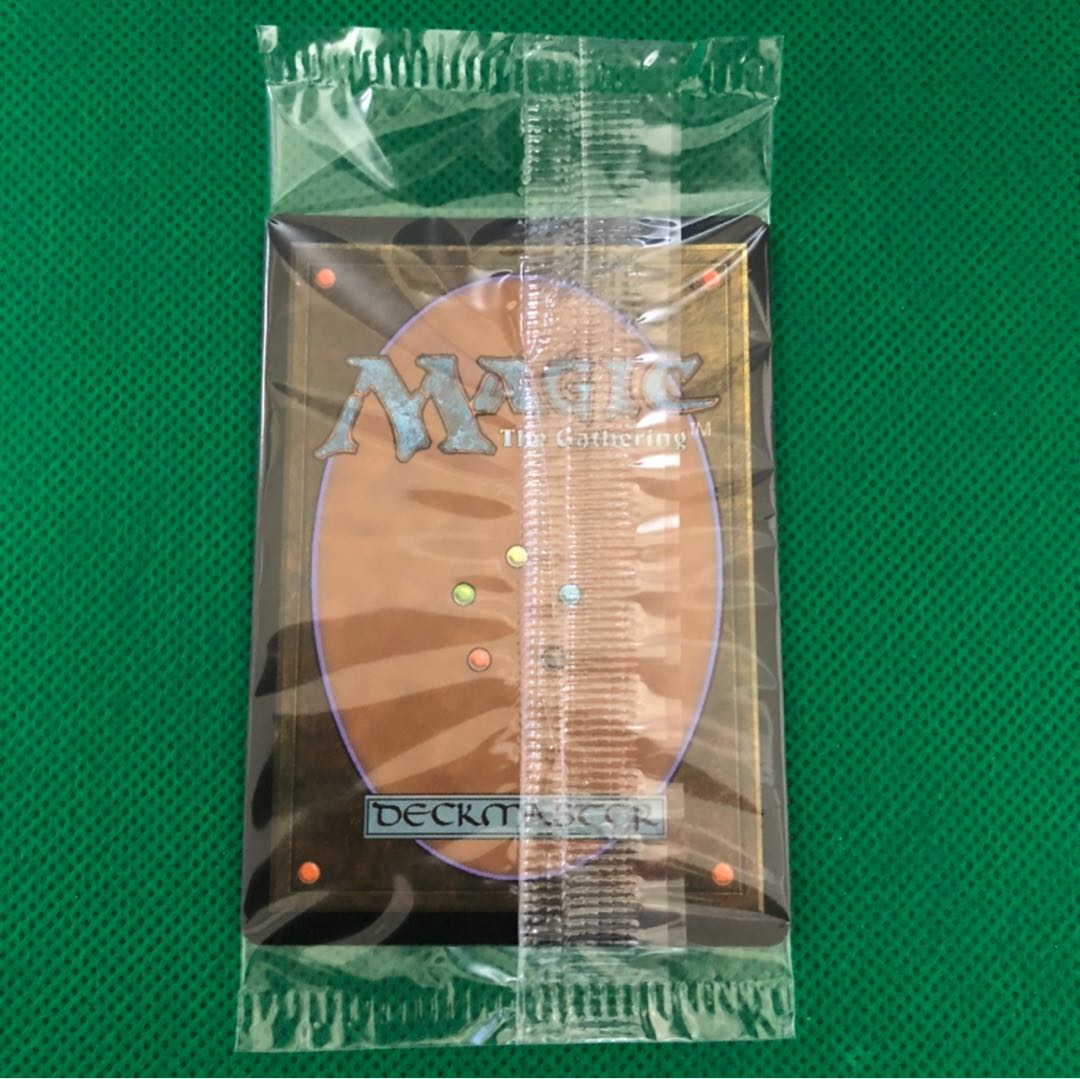 世界を揺るがす者、ニッサ ステンドグラス foil