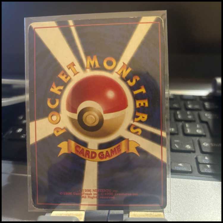 ★Rare Back-Side Pokémon Card Set: Charizard, Charmeleon, and Charmander (3-Card Set) 1枚