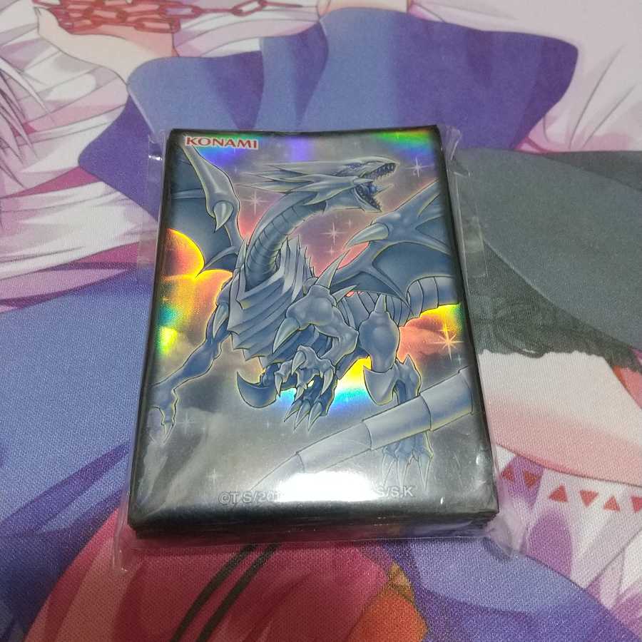 ブルーアイズホワイトドラ